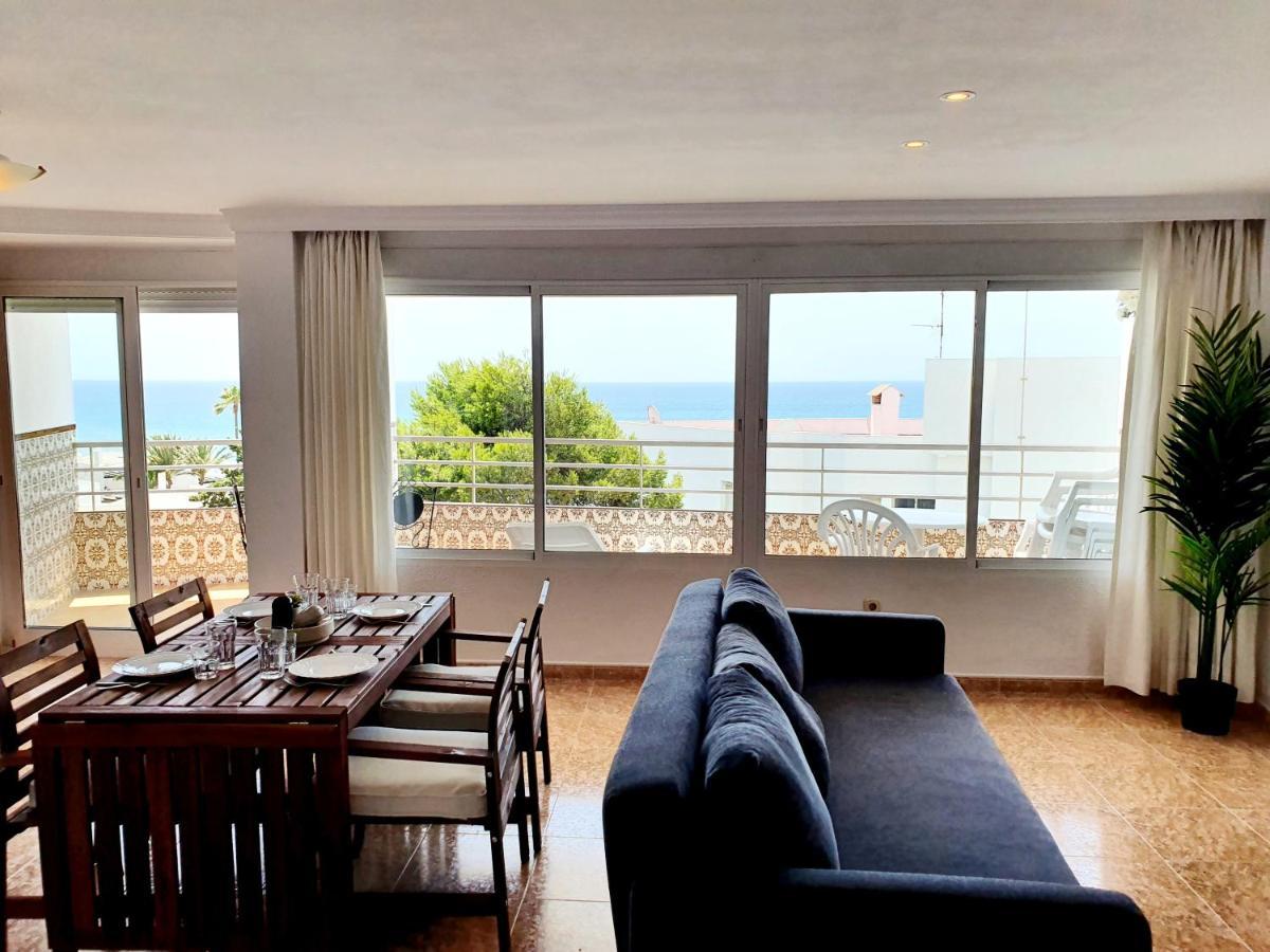 Luna Beach Seafront Marbella Ngoại thất bức ảnh